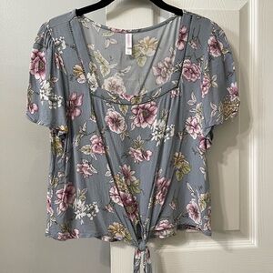 Floral top